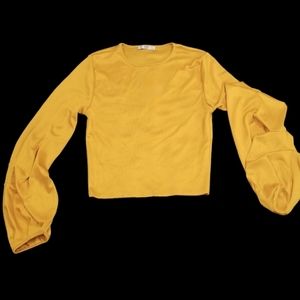 Zara Collection Yellow Long Balloon Sleeves Top. Size S